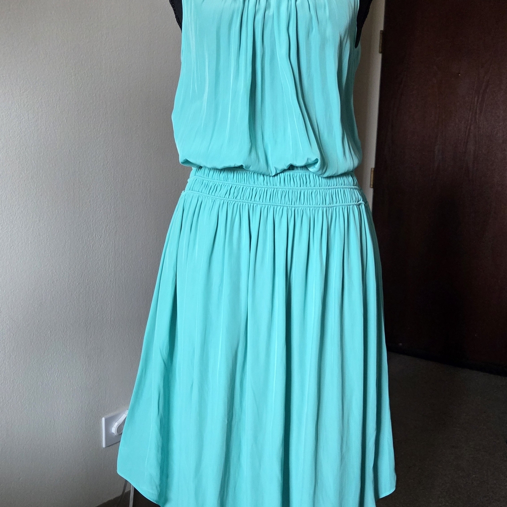 Women’s Turquoise Pleated Sleeveless Dress